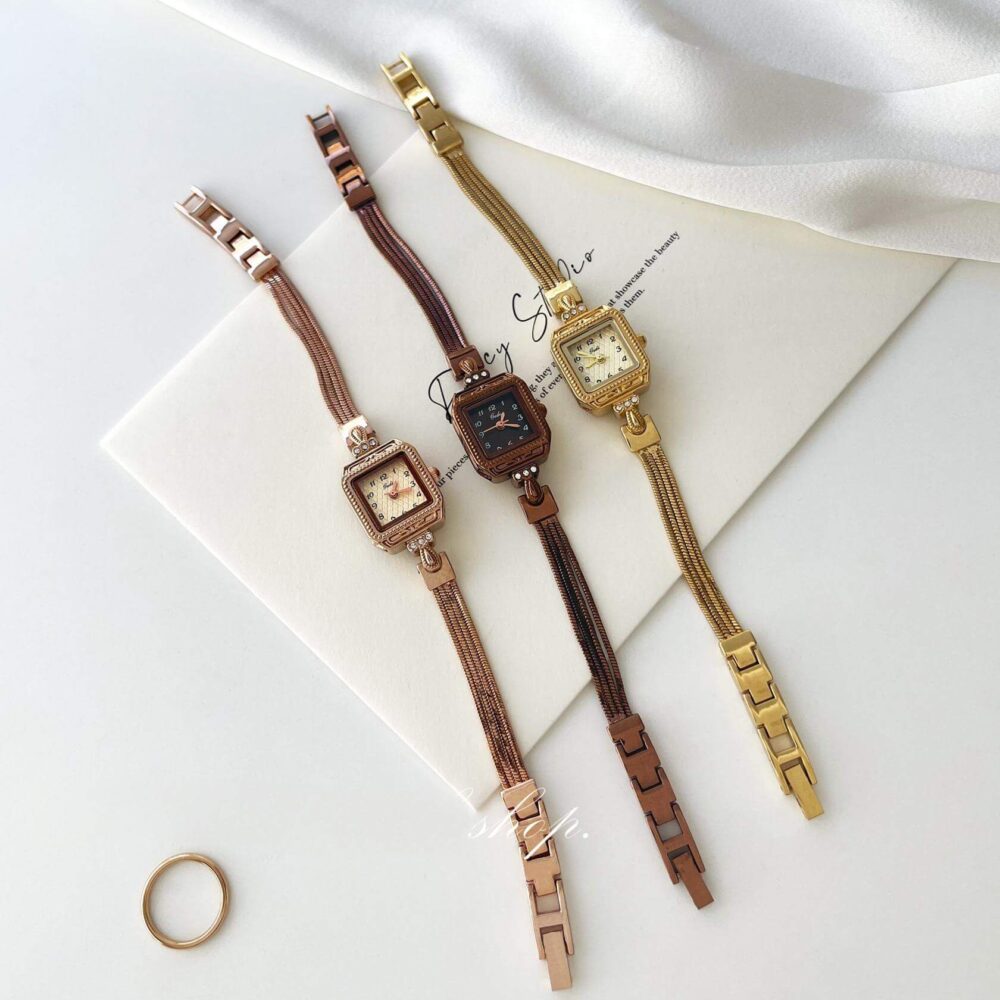 Classic vintage bracelet watch